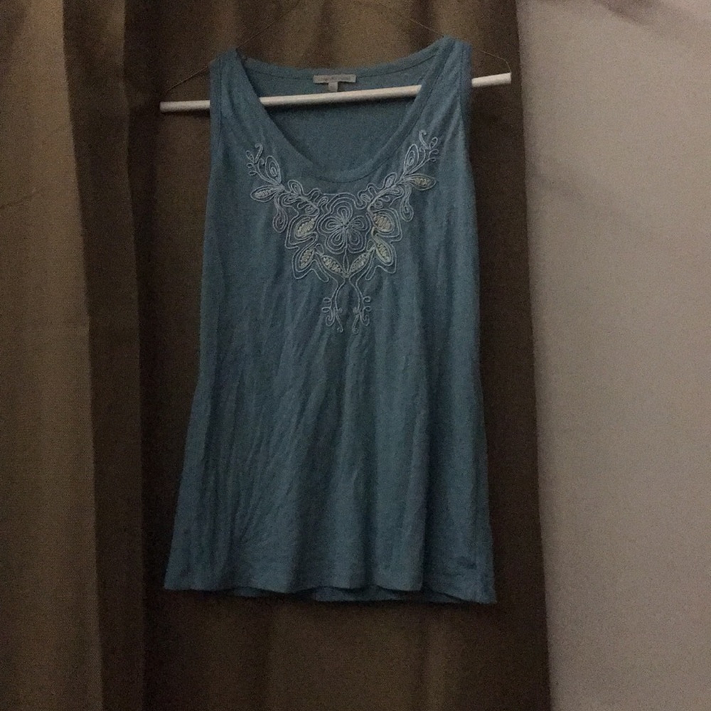 Blue Tank With Pretty Stitching - Picture 4 of 4